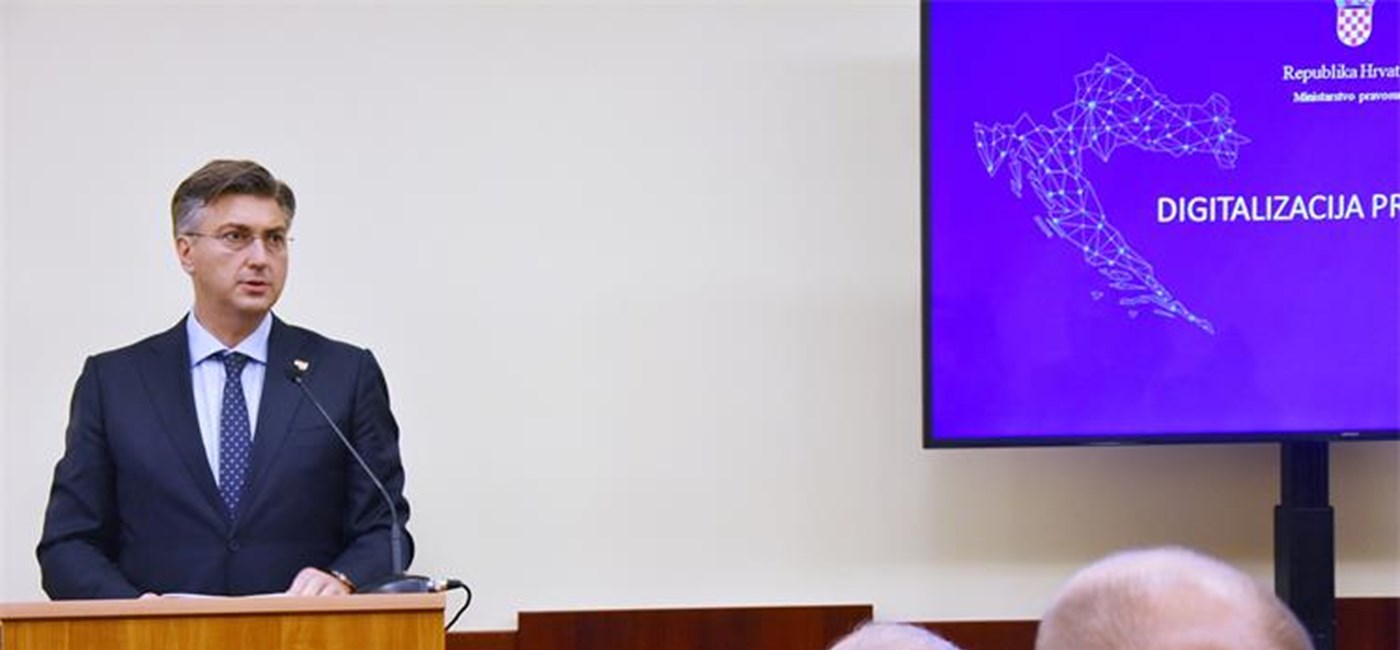 PM for raising citizens' trust in unbiased, independent judiciary